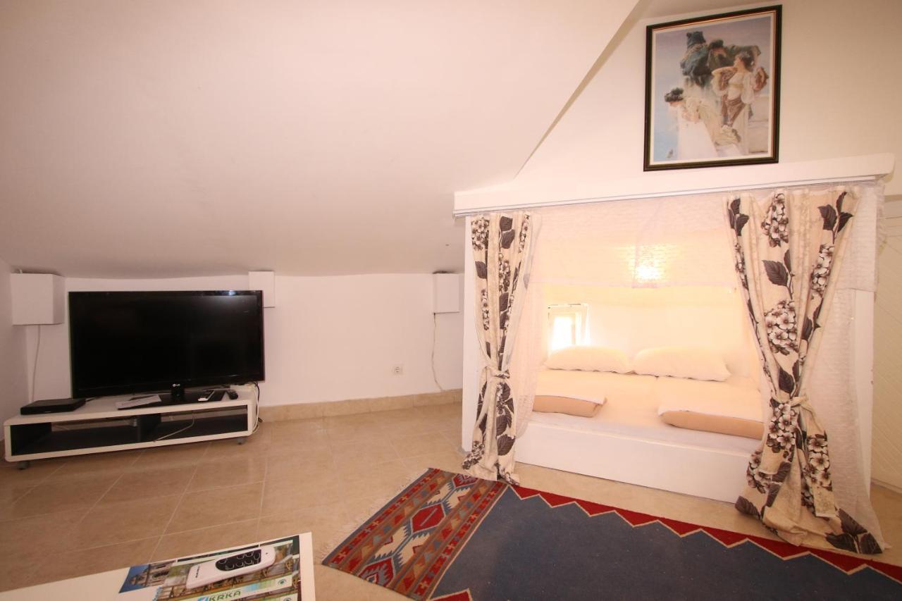 Apartments Kata Шибеник Экстерьер фото